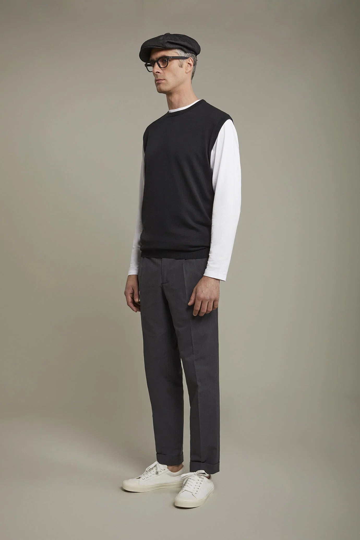 Men's roud neck sweater 100% cotton regular fit