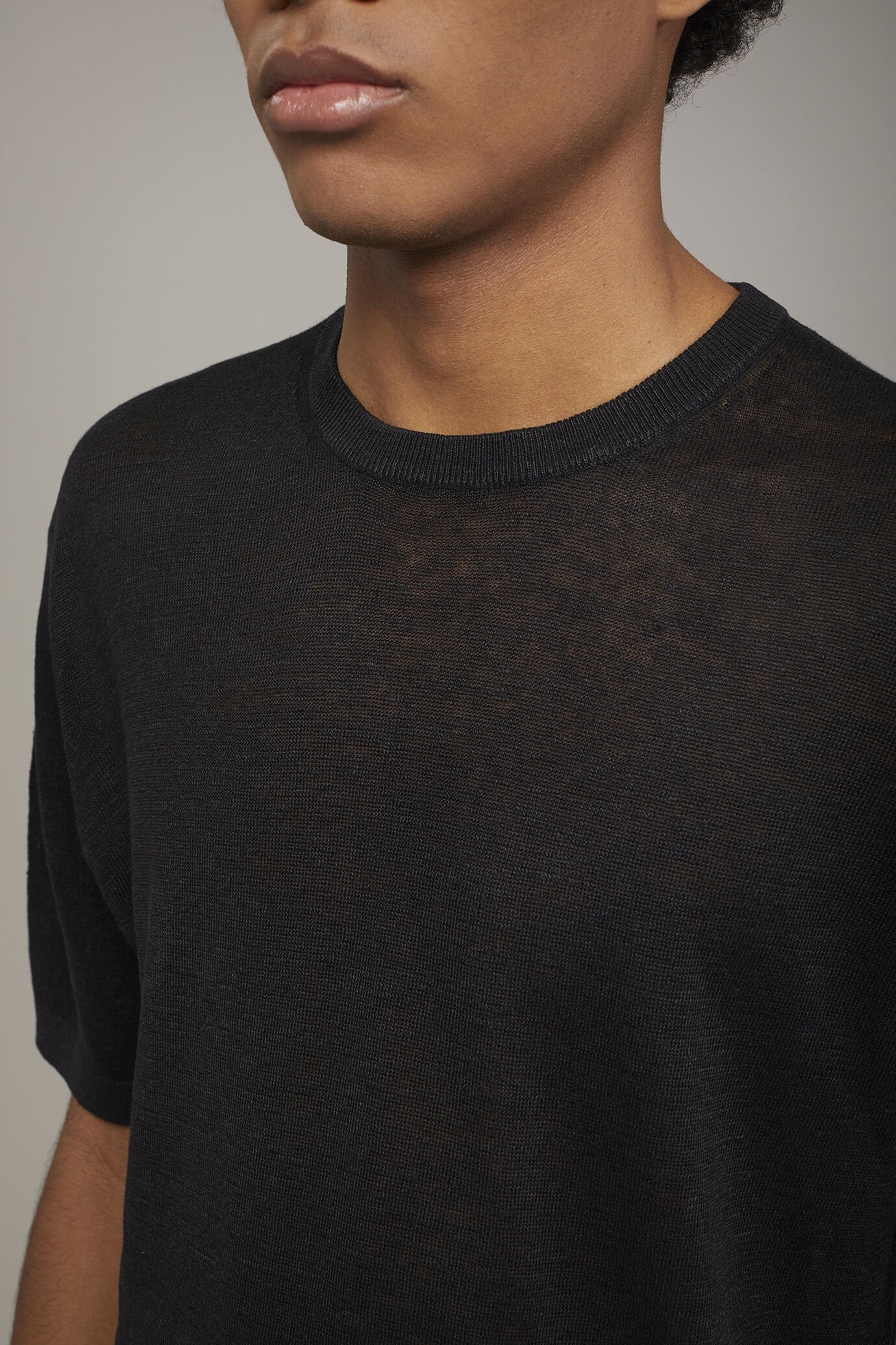 Men's knitted t-shirt 100% linen short-sleeved regular fit