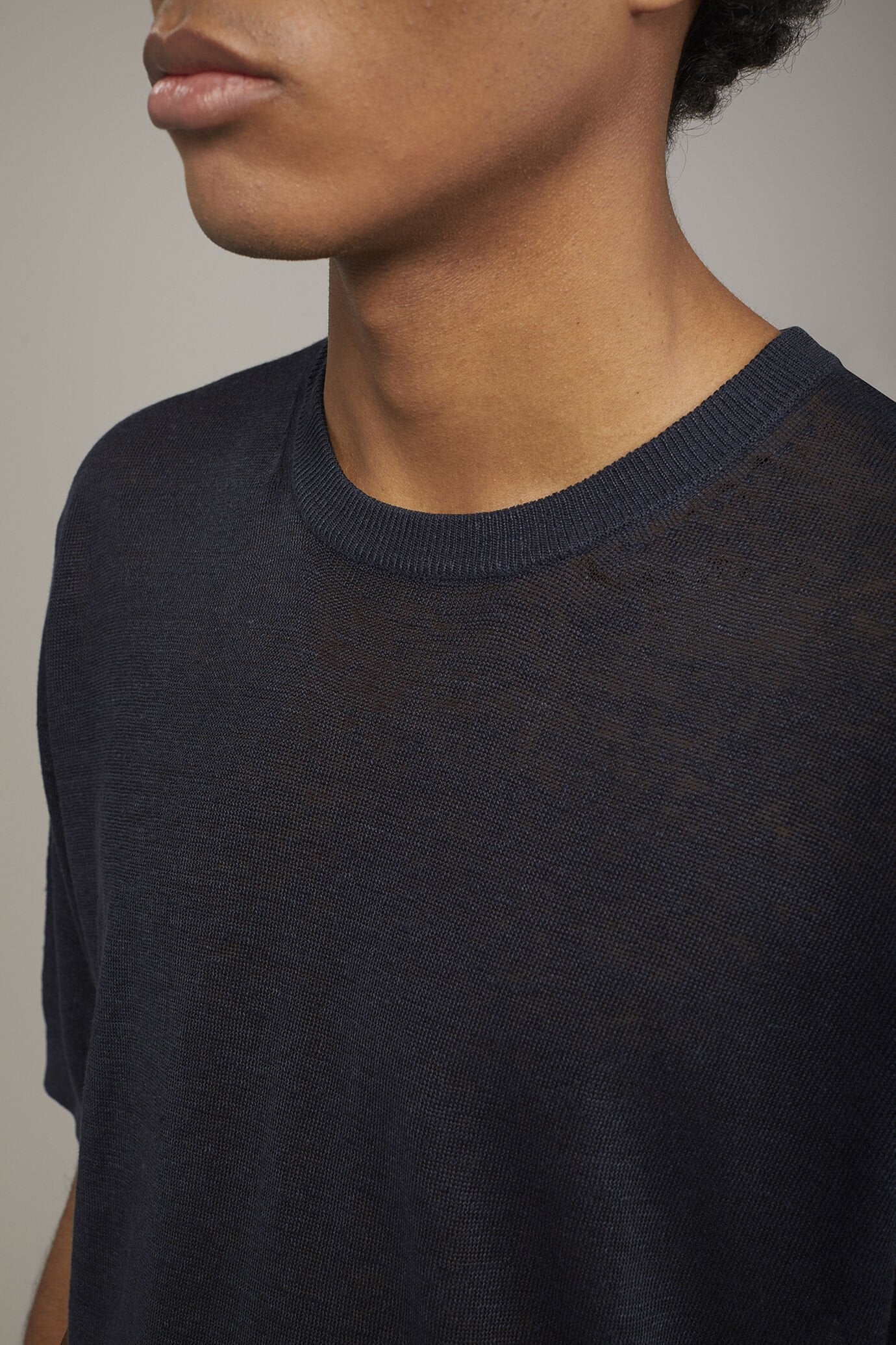 Men's knitted t-shirt 100% linen short-sleeved regular fit