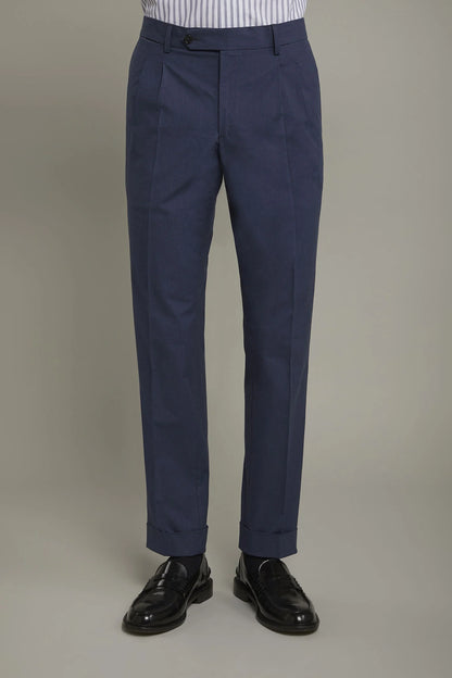 Men's classic trousers with double pleats in flamed effect fabric regular fit