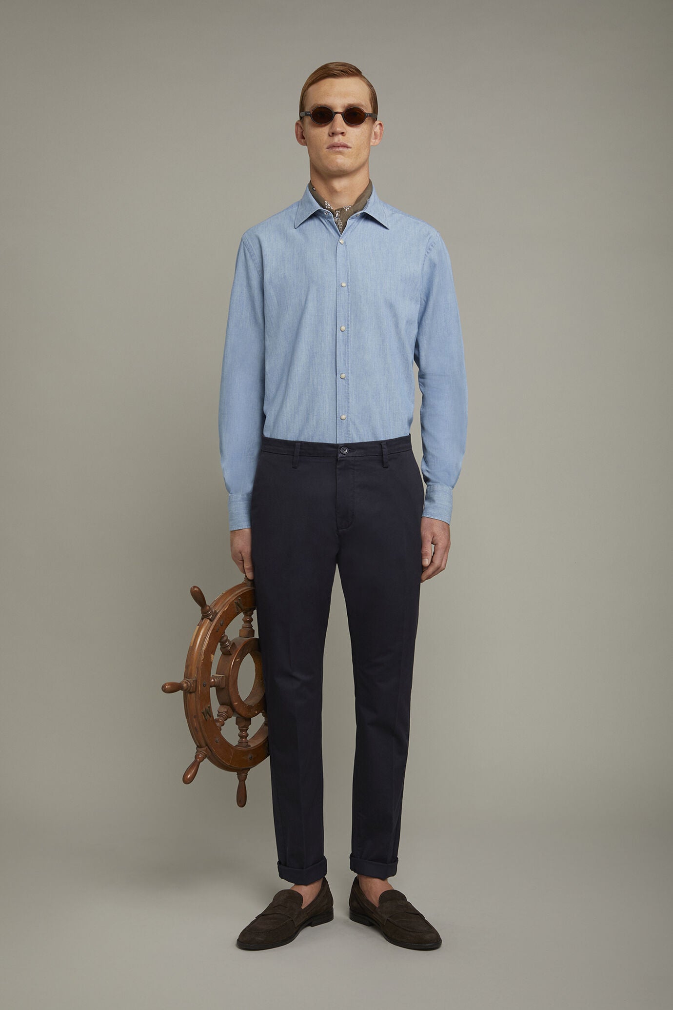Men's chino trousers classic twill construction perfect fit