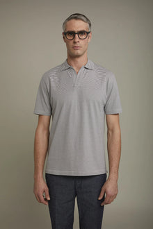 Men's short sleeve button-less polo shirt with derby collar and thin stripes 100% cotton regular fit