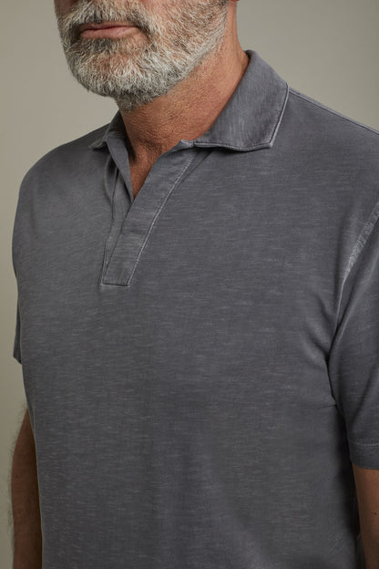 Men's short sleeve button-less polo shirt with derby collar in pure cotton regular fit