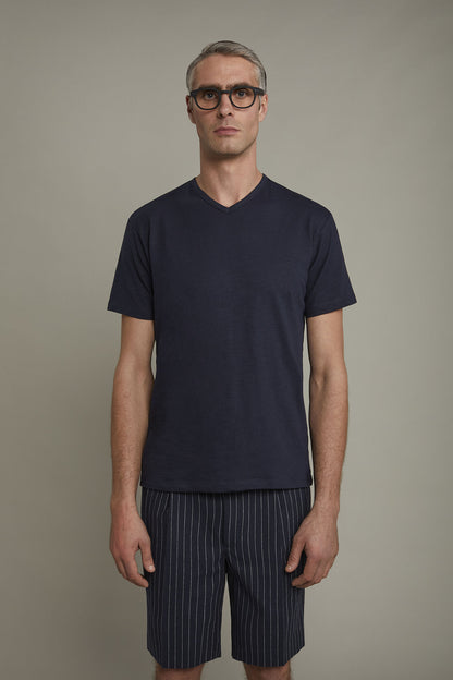 Men’s v-neck t-shirt 100% cotton flamed effect regular fit