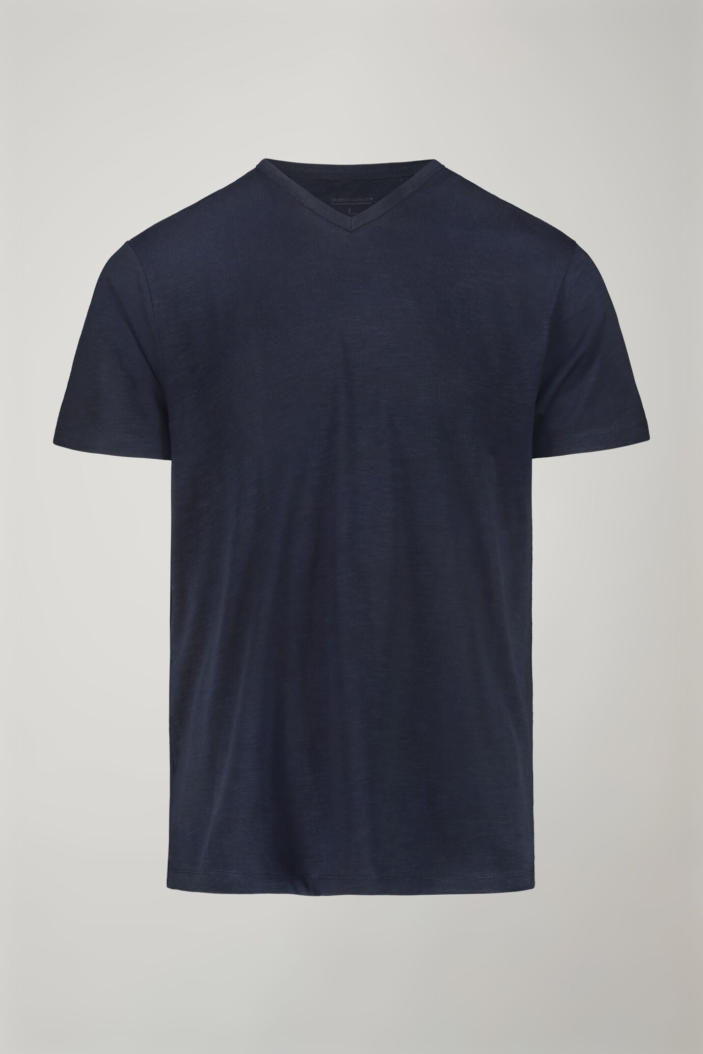 Men’s v-neck t-shirt 100% cotton flamed effect regular fit