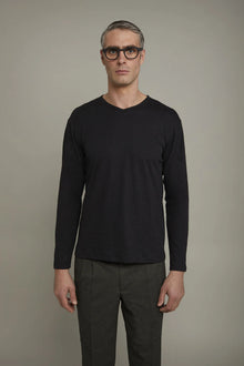 Men's v-neck t-shirt 100% flamed-effect cotton with long sleeves regular fit