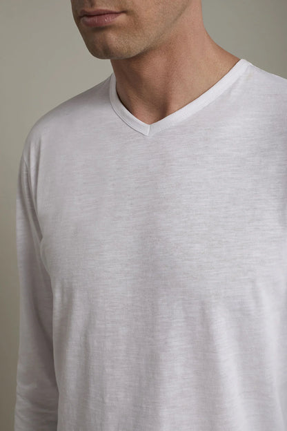 Men's v-neck t-shirt 100% flamed-effect cotton with long sleeves regular fit