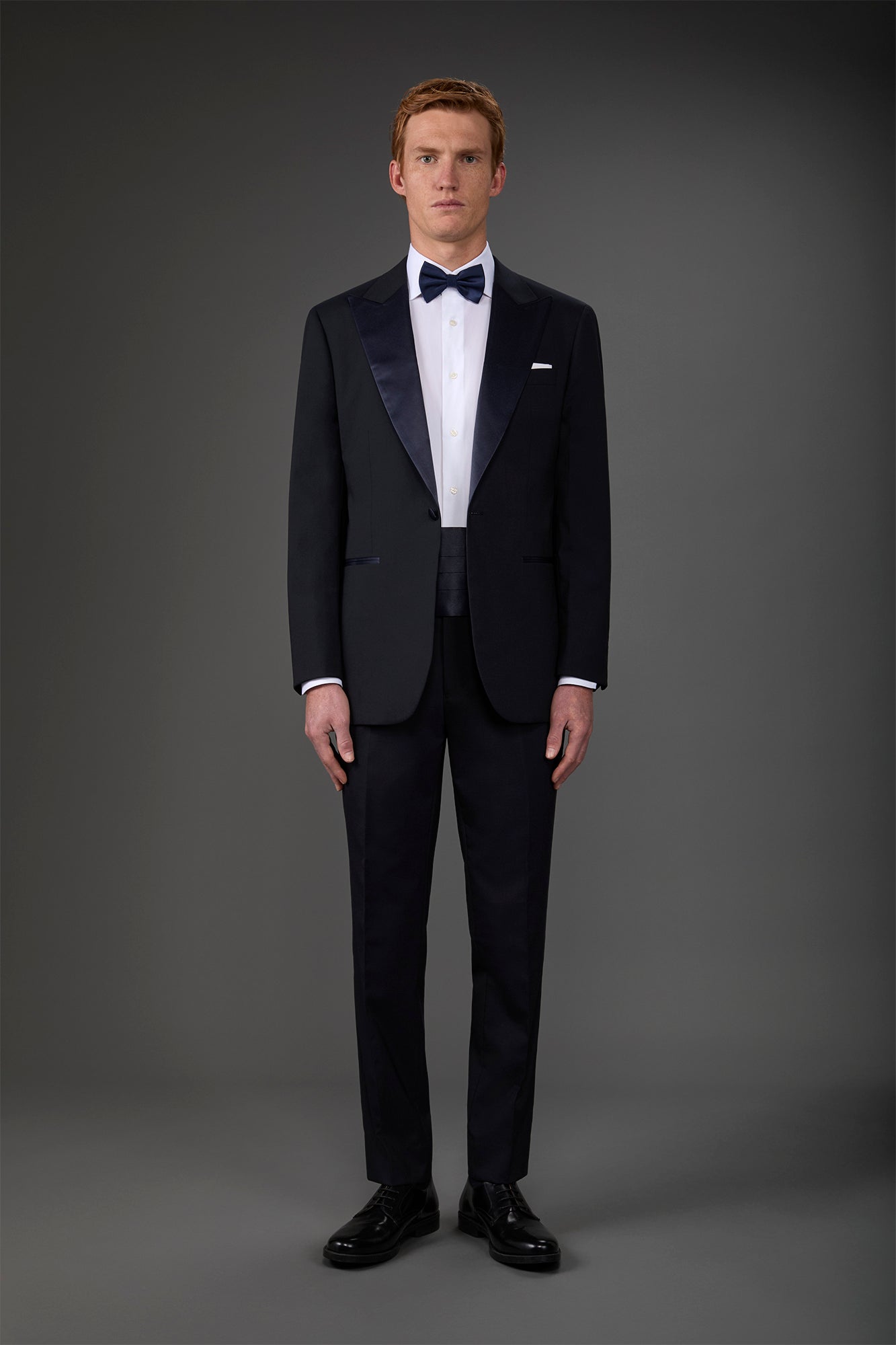 Men's regular fit classic wool blend dinner suit