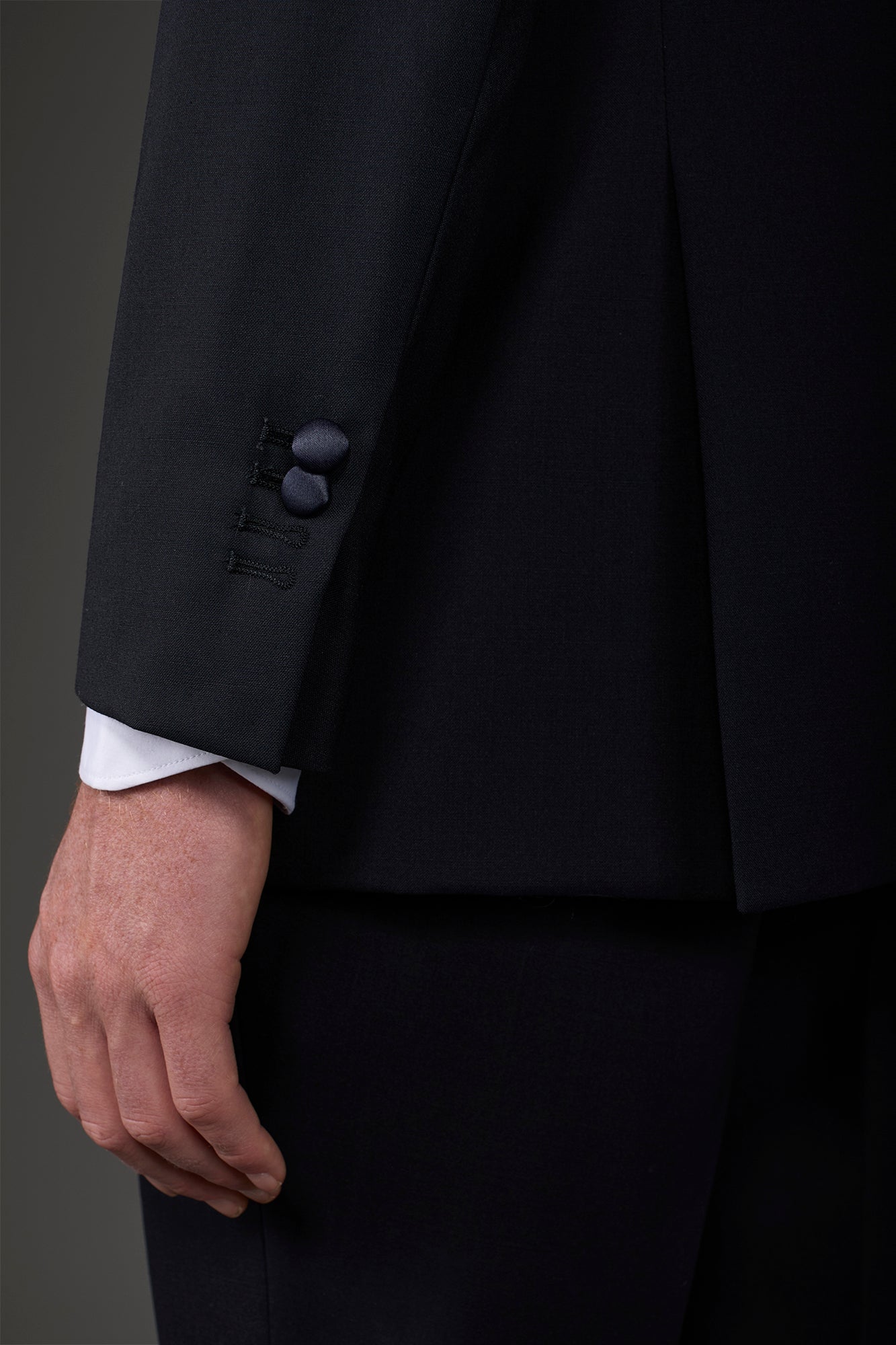 Men's regular fit classic wool blend dinner suit