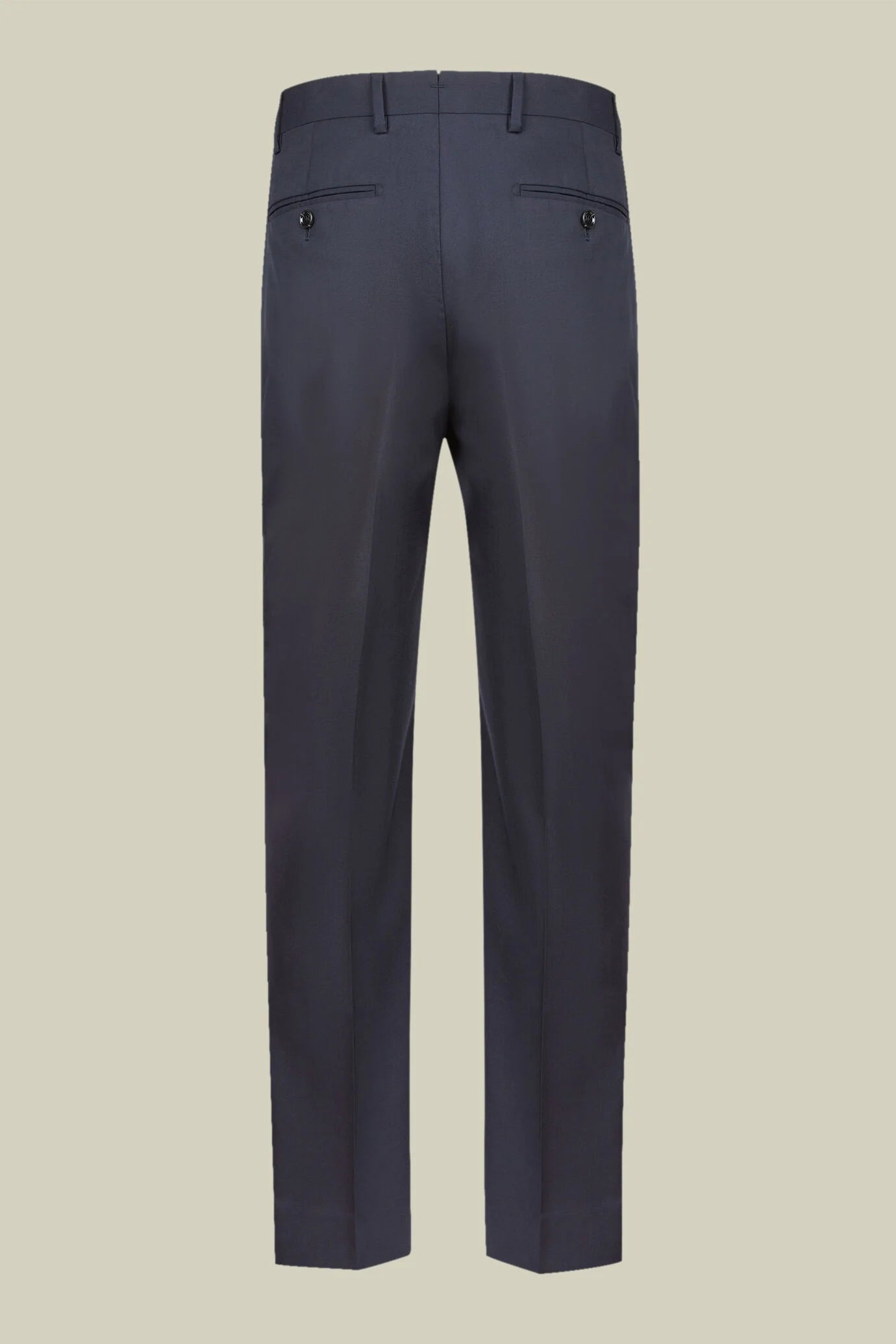 Men's regular fit single-breasted suit featuring a jacket with peak lapels in wool blend fabric