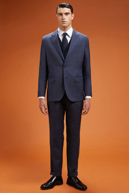 Men's regular fit single-breasted suit in a wool blend fabric