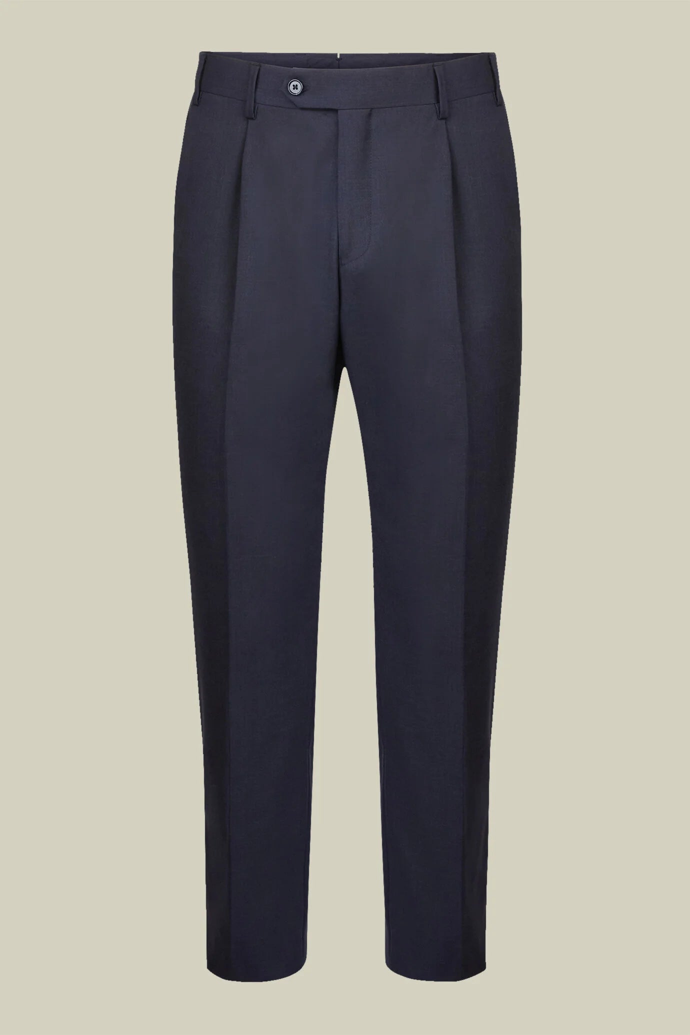 Men's regular fit single-breasted suit in a wool blend fabric