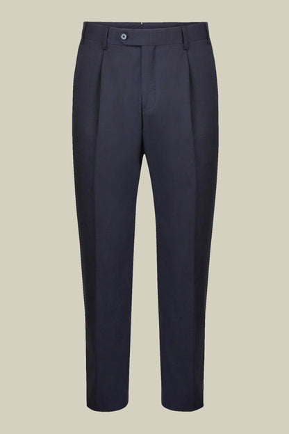 Men's regular fit single-breasted suit in a wool blend fabric