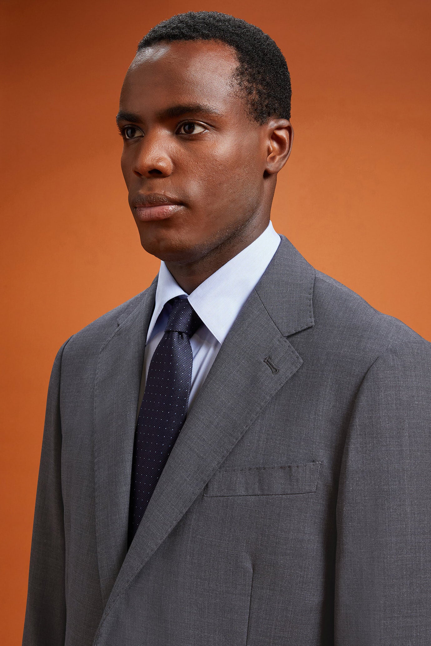 Men's regular fit single-breasted suit in a wool blend fabric