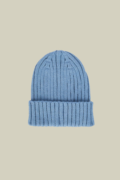 Men's ribbed knit hat in a wool blend