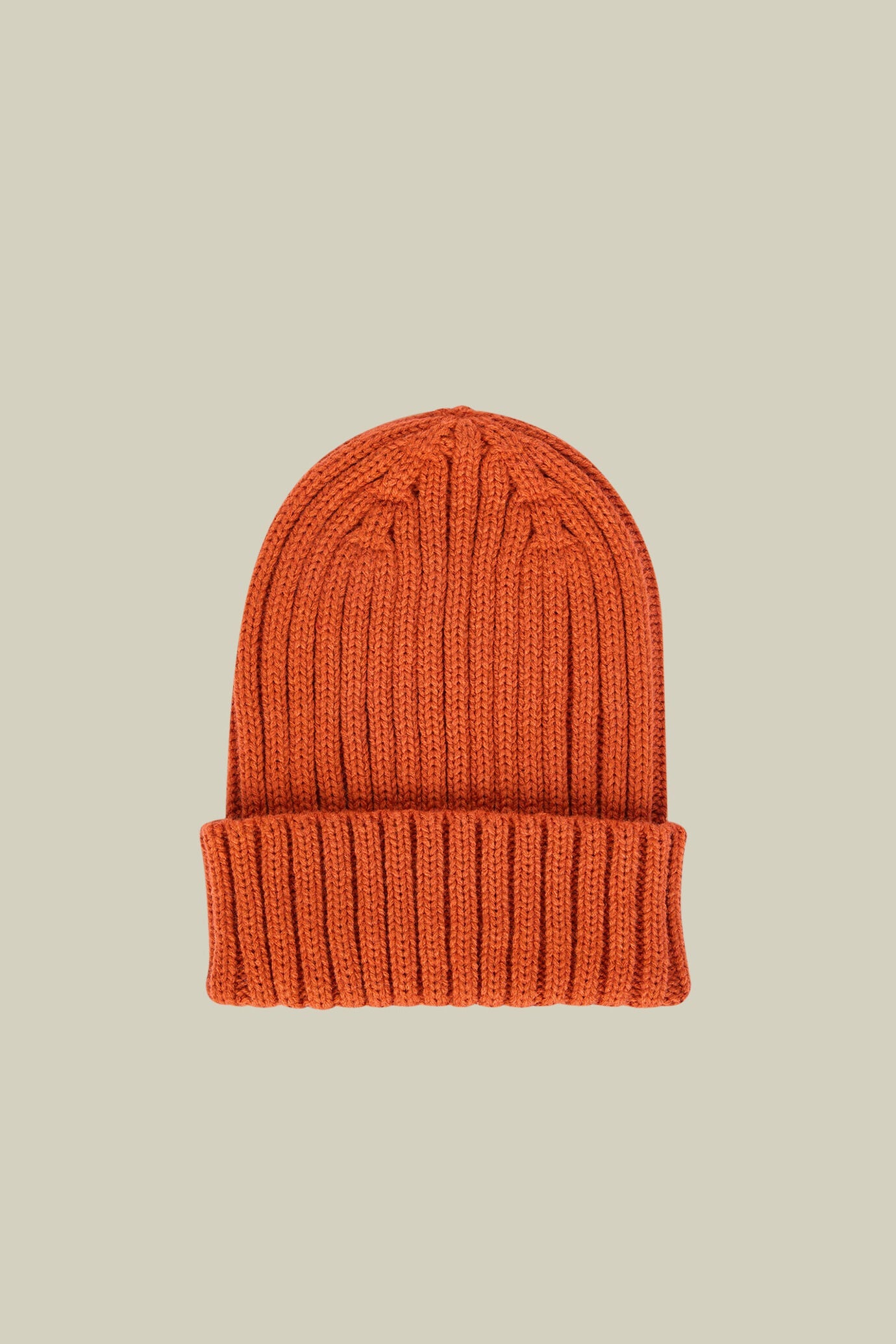 Men's ribbed knit hat in a wool blend