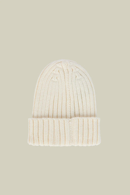 Men's ribbed knit hat in a wool blend
