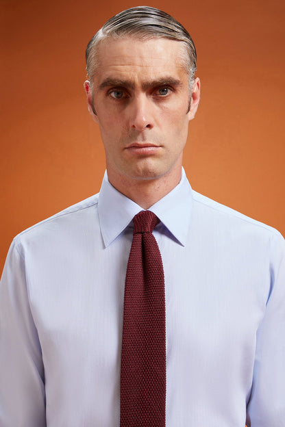 Men's regular fit classic shirt in 100% cotton herringbone fabric with a classic collar