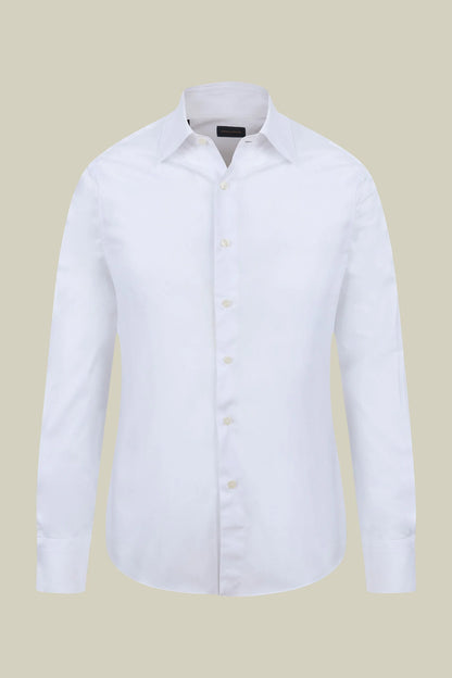 Men's regular fit classic shirt in 100% cotton herringbone fabric with a classic collar