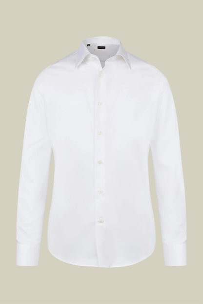 Men's regular fit classic shirt in 100% cotton plain pinpoint fabric with a classic collar