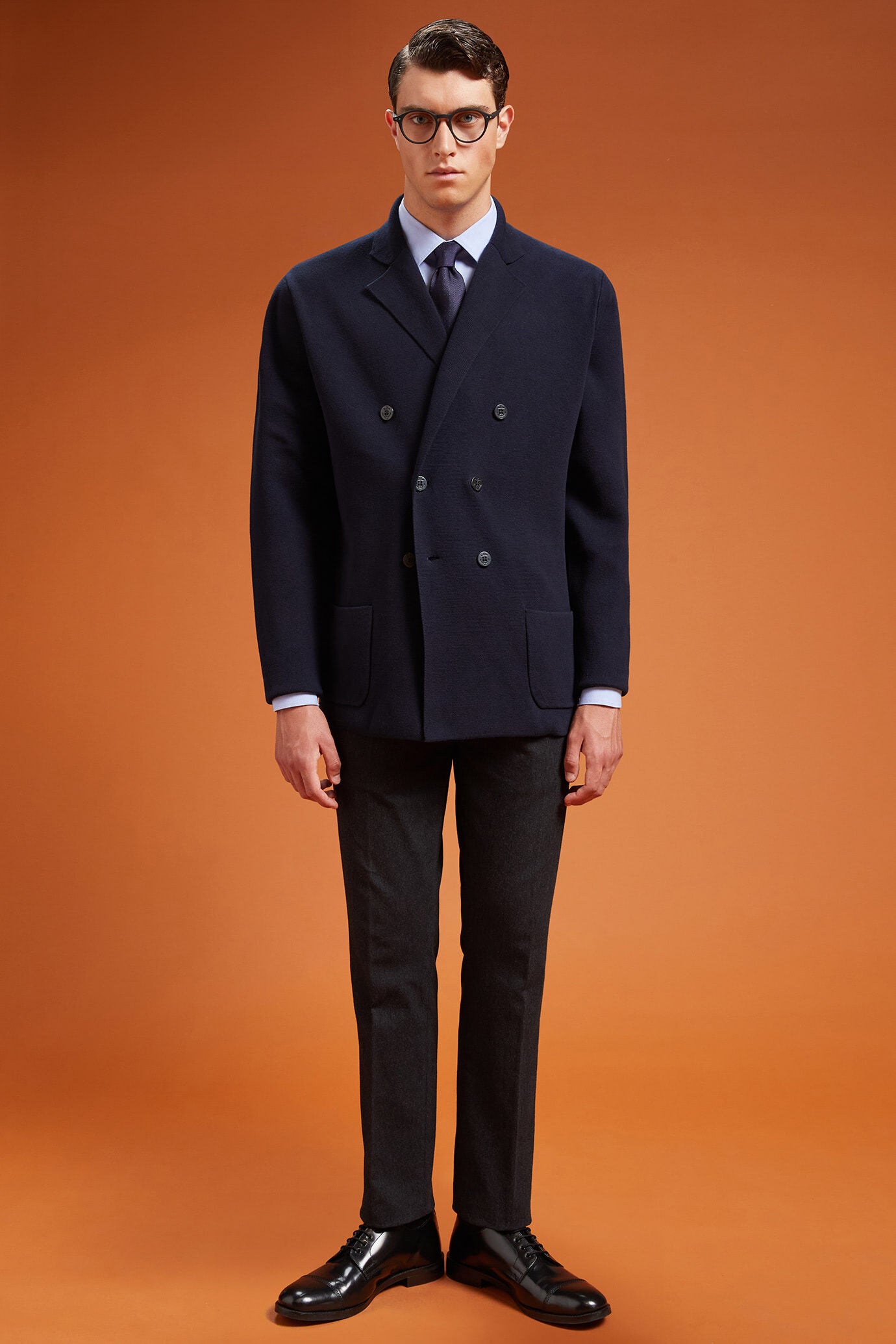 Men's regular fit classic shirt in 100% yarn-dyed micro houndstooth cotton with a classic collar