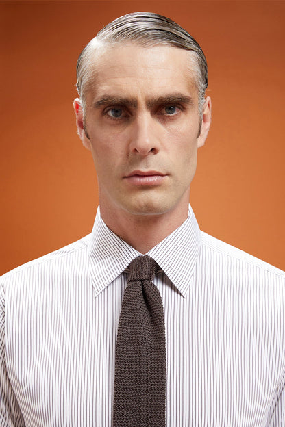 Men's regular fit classic shirt in yarn-dyed technical fabric with a classic collar