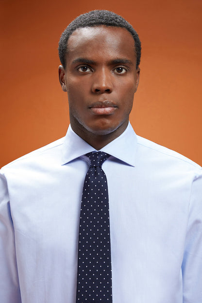 Men's regular fit classic shirt in superlight 100% cotton superlight Oxford fabric with a classic collar