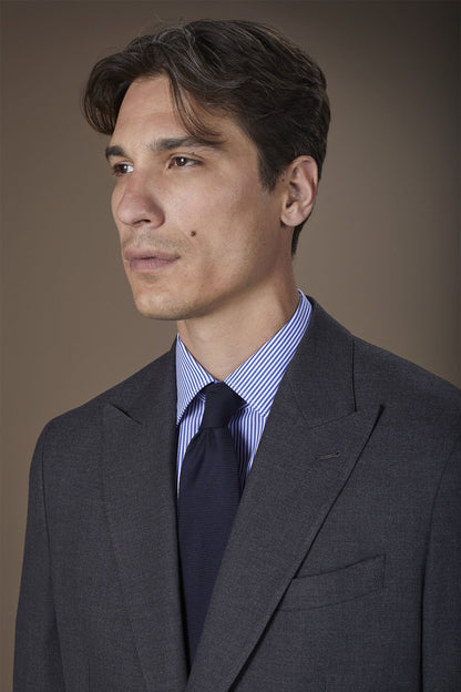 Men's plain tie in a bamboo blend