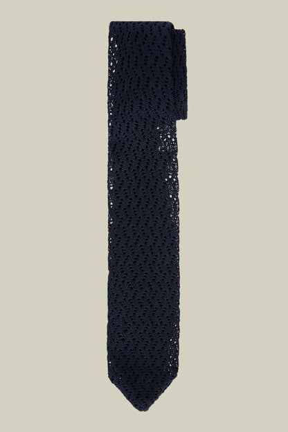 Men's plain knitted tie