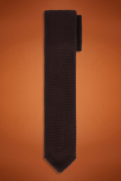 Men's plain knitted tie