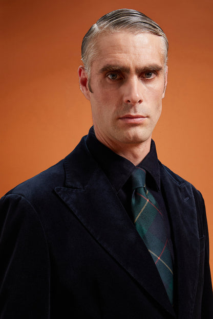 Men's tartan patterned tie