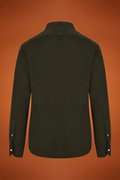 Men's comfort fit casual shirt with a classic collar in plain 100% cotton 21-wale corduroy