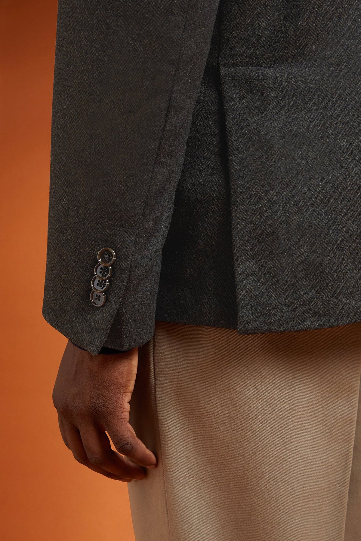 Men's classic single-breasted jacket in a regular fit, made from herringbone wool blend fabric