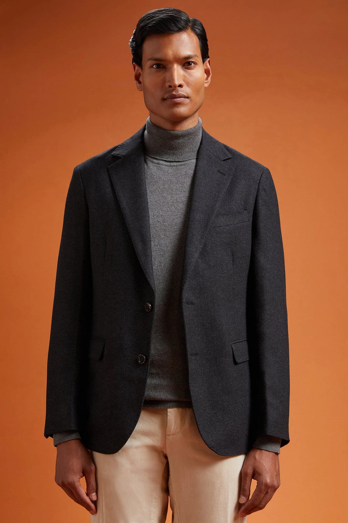 Men's classic single-breasted jacket in a regular fit, made from herringbone wool blend fabric