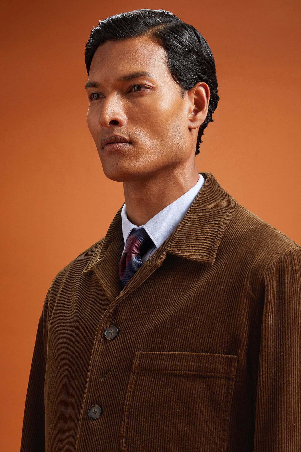 Men's regular fit jacket in 100% cotton velvet with three pockets