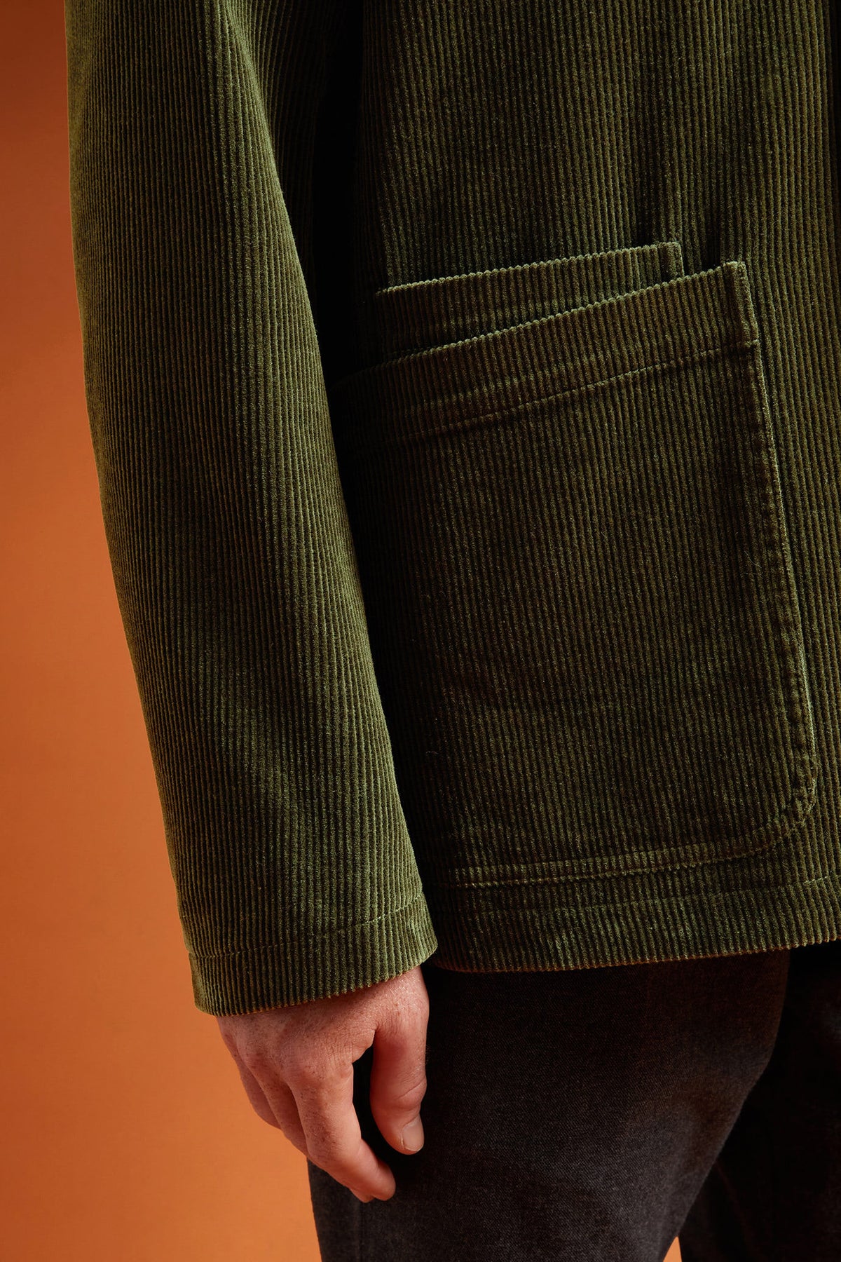 Men's regular fit jacket in 100% cotton velvet with three pockets