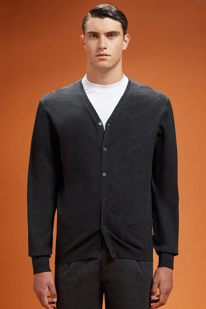 Men's regular fit V-neck cardigan in wool and cotton
