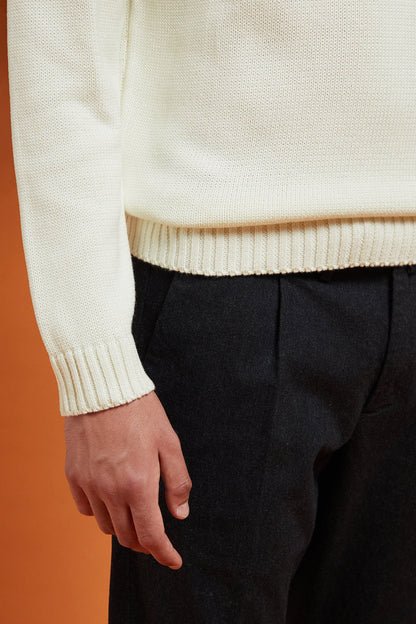Men's ribbed knit jumper