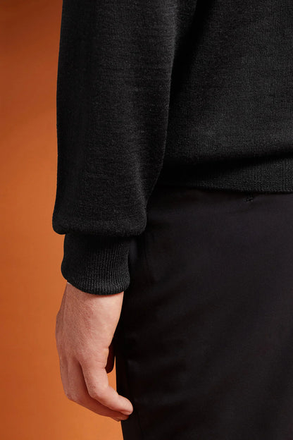 Men's crew neck jumper
