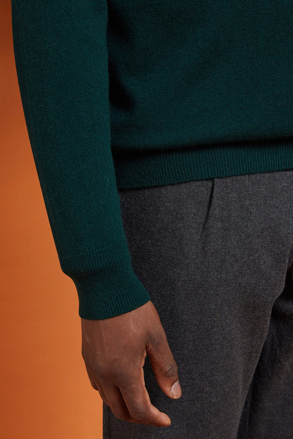 Men's regular fit crew neck jumper in 100% cashmere