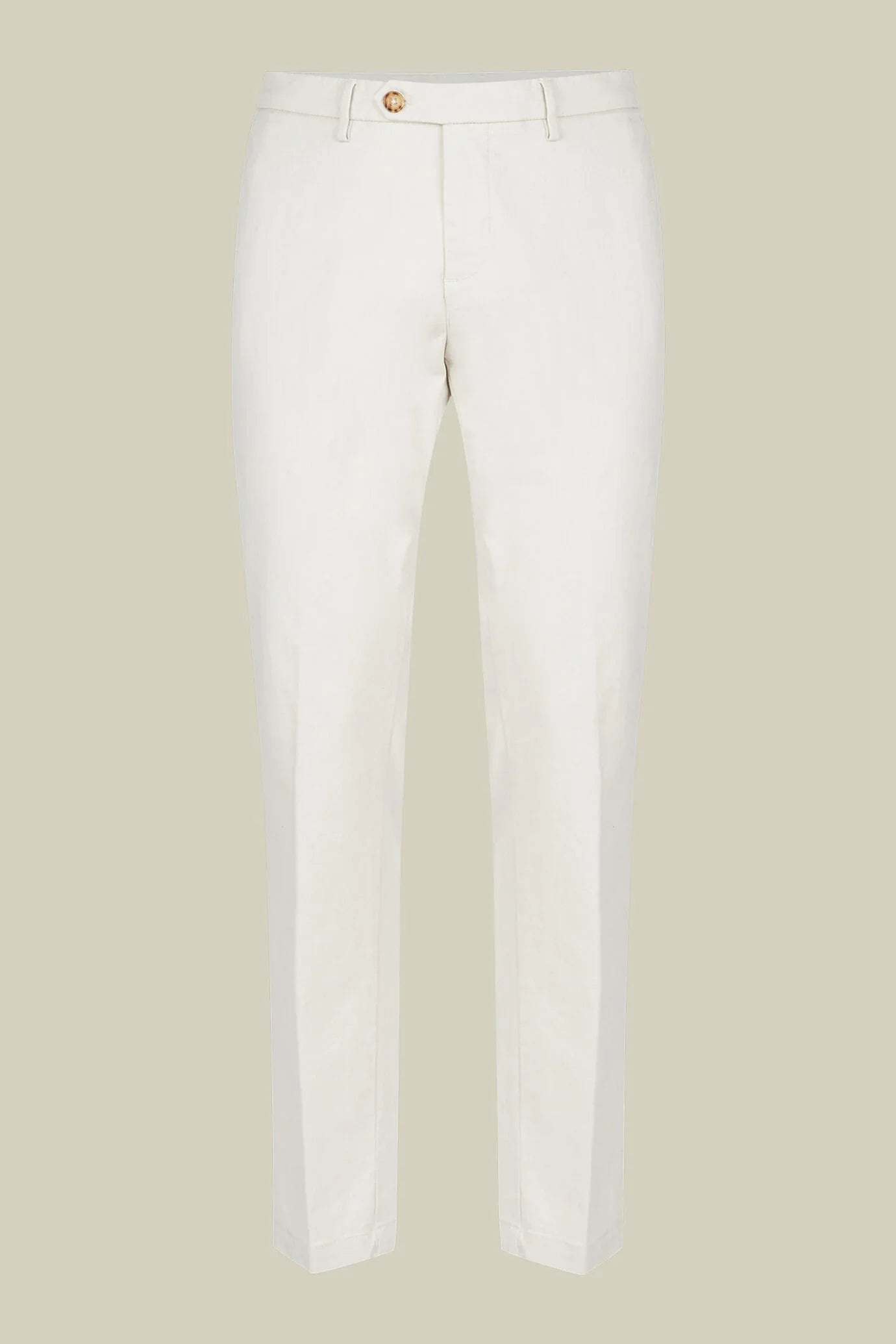 Men's classic twill chinos in a perfect fit
