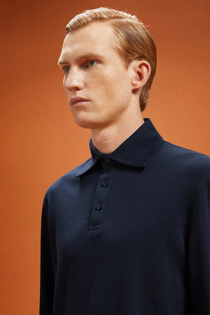 Men's long-sleeved 100% cotton polo shirt with a classic collar in a regular fit