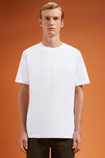 Men's 100% cotton crew neck T-shirt with short sleeves in a regular fit