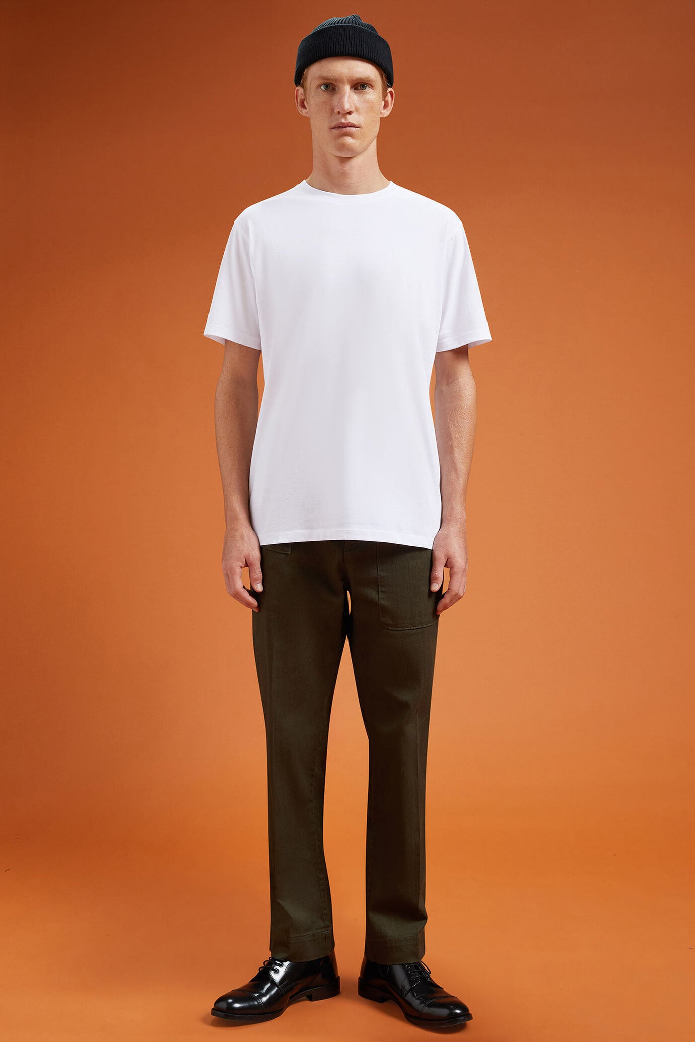 Men's 100% cotton crew neck T-shirt with short sleeves in a regular fit