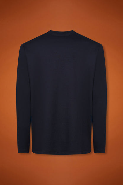 Men's regular fit long-sleeved crew neck T-shirt in 100% cotton