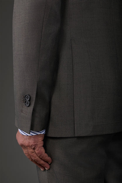 Single-breasted men's suit with single-pleat trousers in Prince of Wales check fabric