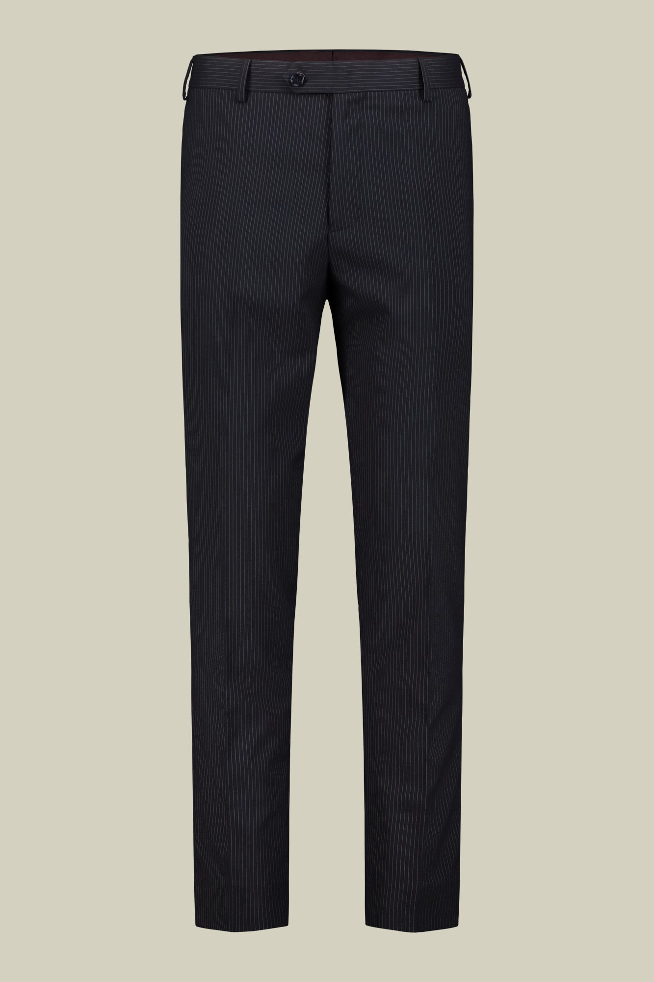 Single-breasted men's suit with flat front trousers in a pinstripe fabric
