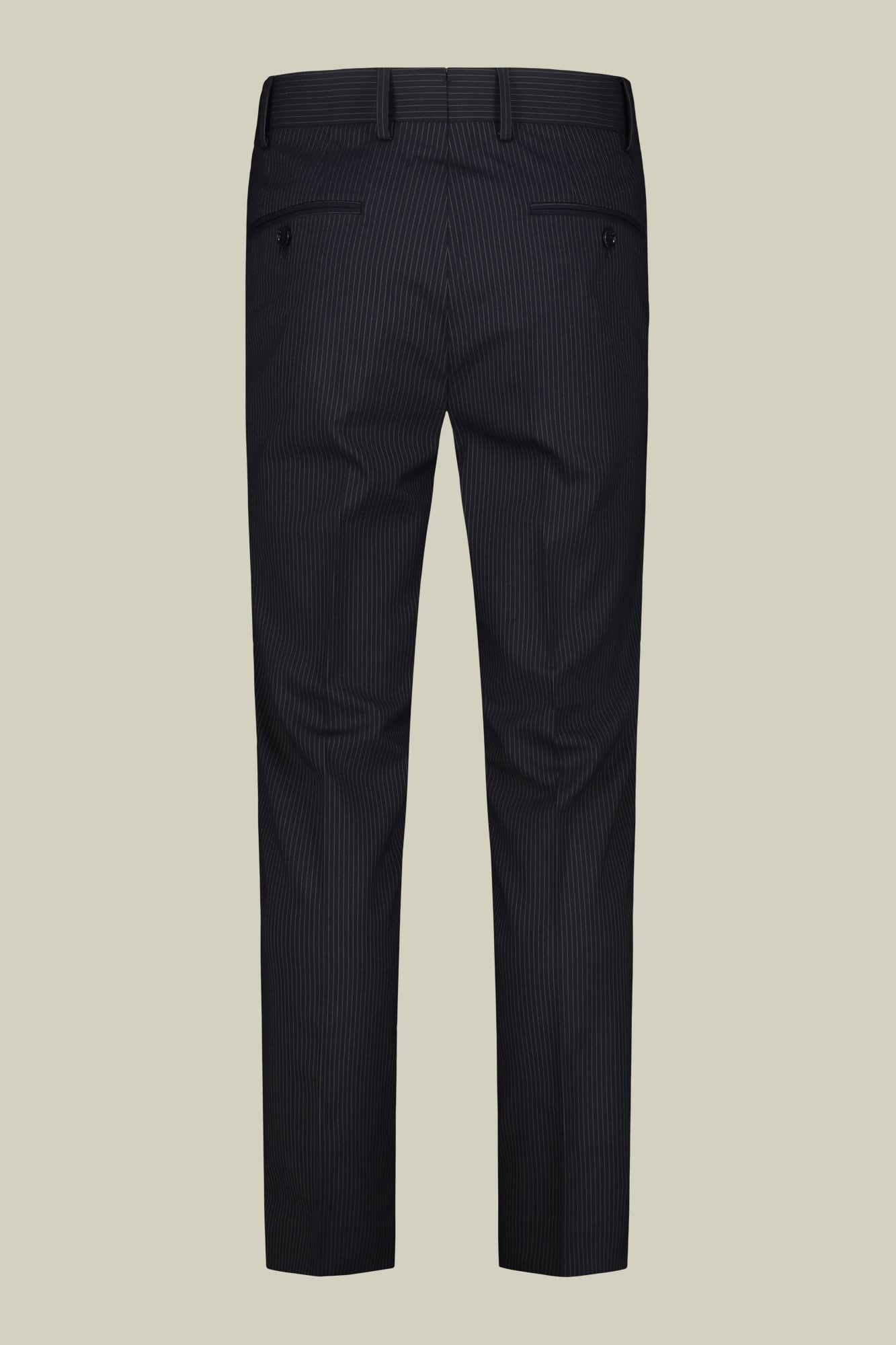 Single-breasted men's suit with flat front trousers in a pinstripe fabric