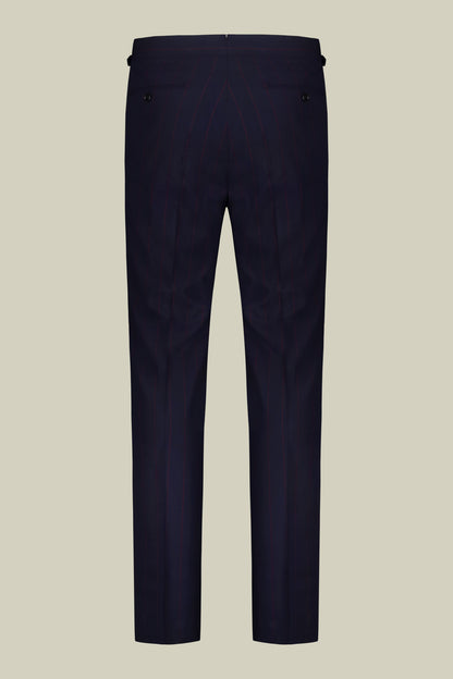 Single-breasted men's suit with single-pleat trousers and side buckles, in a pinstripe fabric