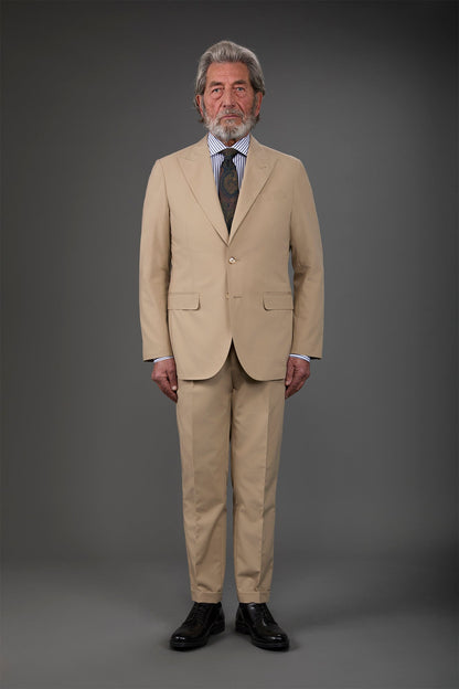 Single-breasted men's suit with single-pleat trousers Beige